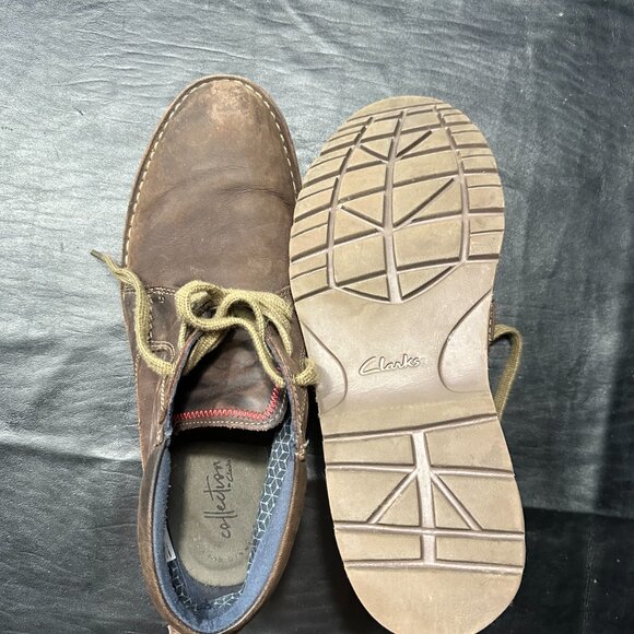 Collection by Clarks Men's Mid Oxford Boots - Picture 3 of 4